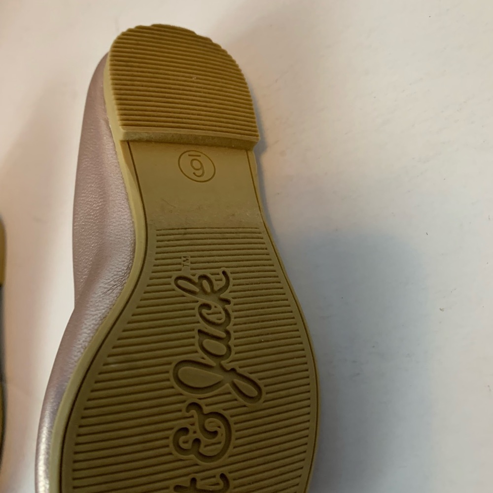 Cat & Jack Rose Gold Little Girl’s - Picture 7 of 7